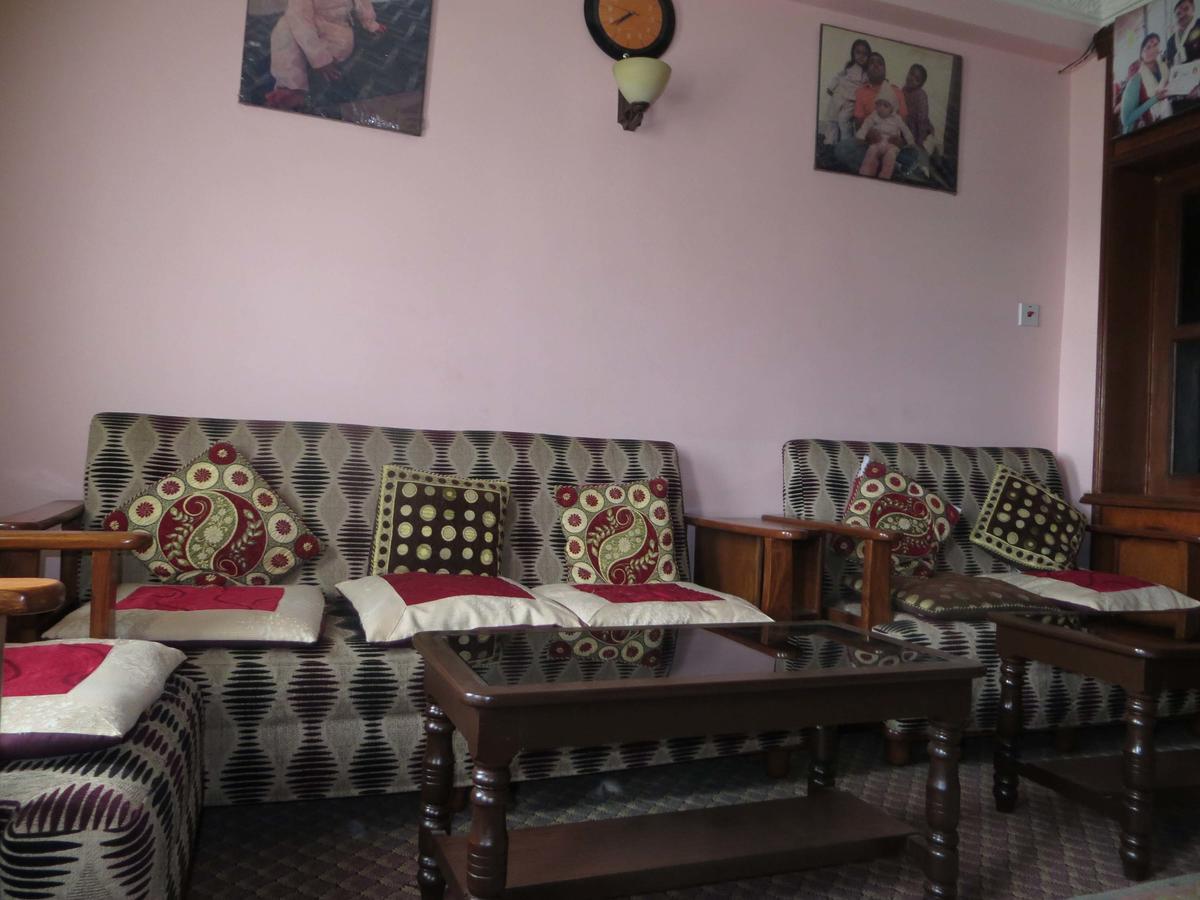 Manamaiju Homestay And Hotel カトマンズ エクステリア 写真